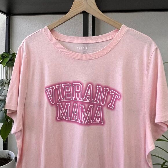 New Torrid Pink Vibrant Mama Short Sleeve Top - Size 2X - Picture 2 of 5